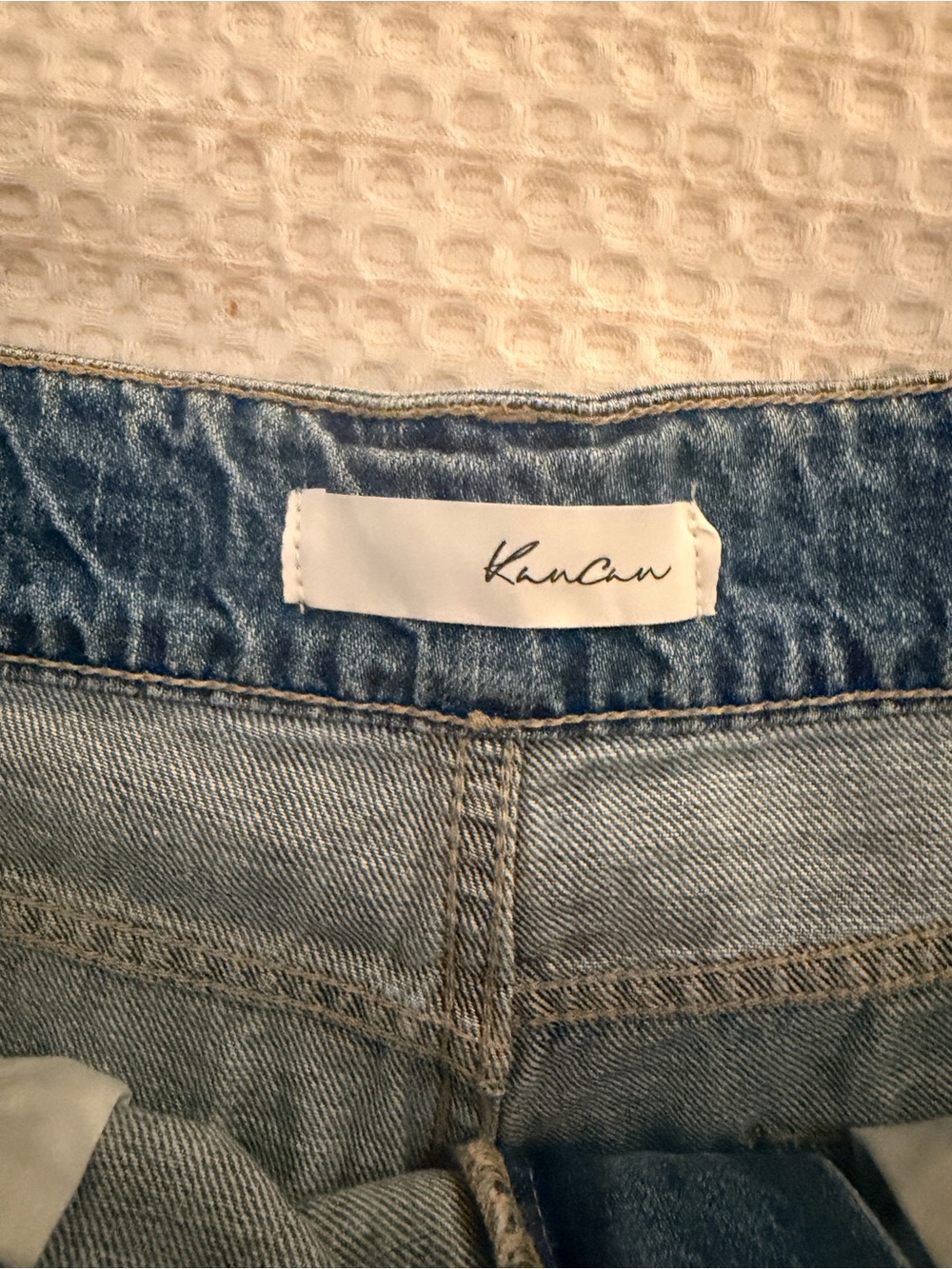 Kancan High Rise Distressed Denim Shorts – Size 13/30 NWT - Picture 2 of 4